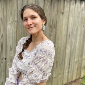 Meet your Posher, Vicky